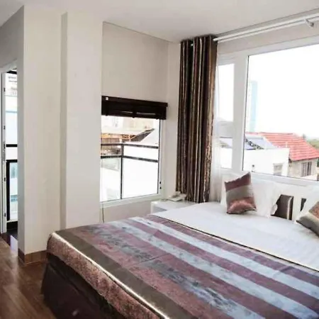 Van Nam Hotel